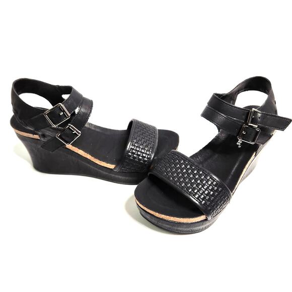 Pierre Dumas Hester-12 Wedge Sandals Size 8 Double-Buckle Vegan Faux Leather - Picture 7 of 16